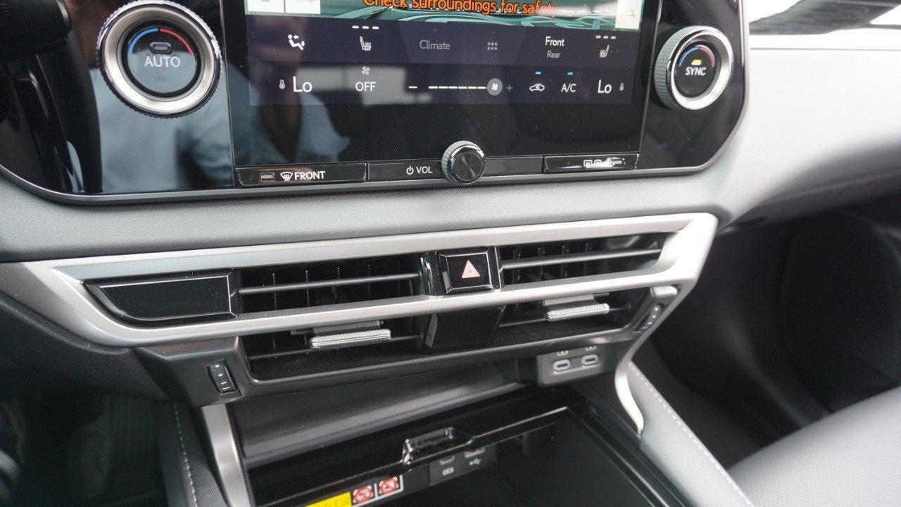 Certified Used 2025 CLOUDBURST GRAY Lexus RX 350 image 18