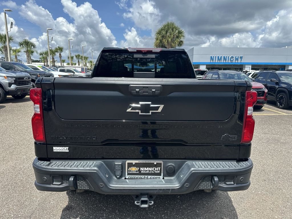Used 2024 Black Chevrolet ZR2 image 15