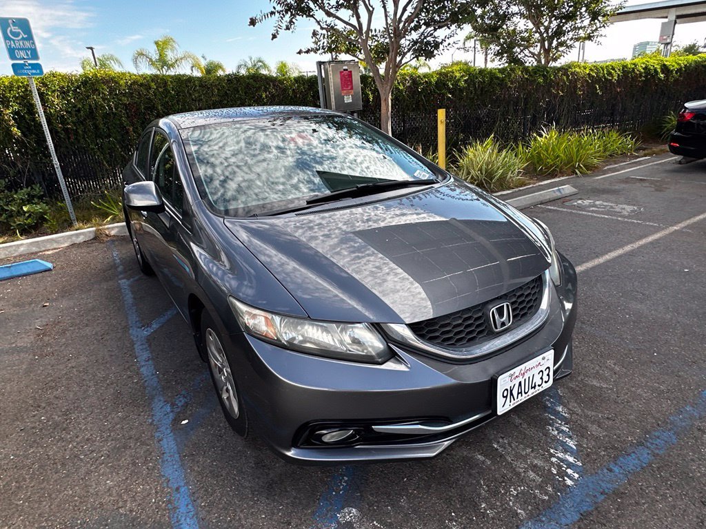 Used 2013  Honda LX image 9