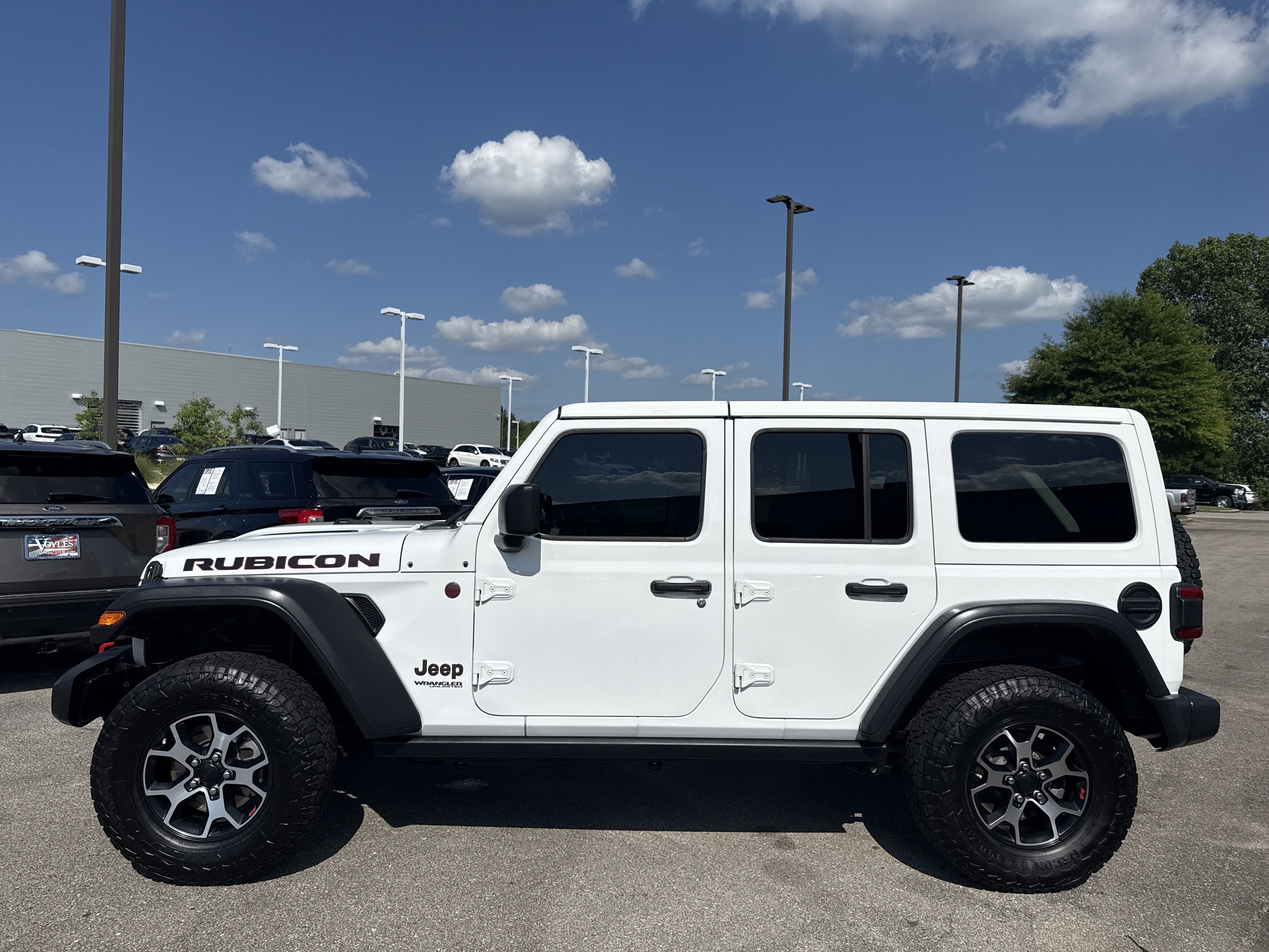 Used 2020 Bright White Clearcoat Jeep Rubicon image 5