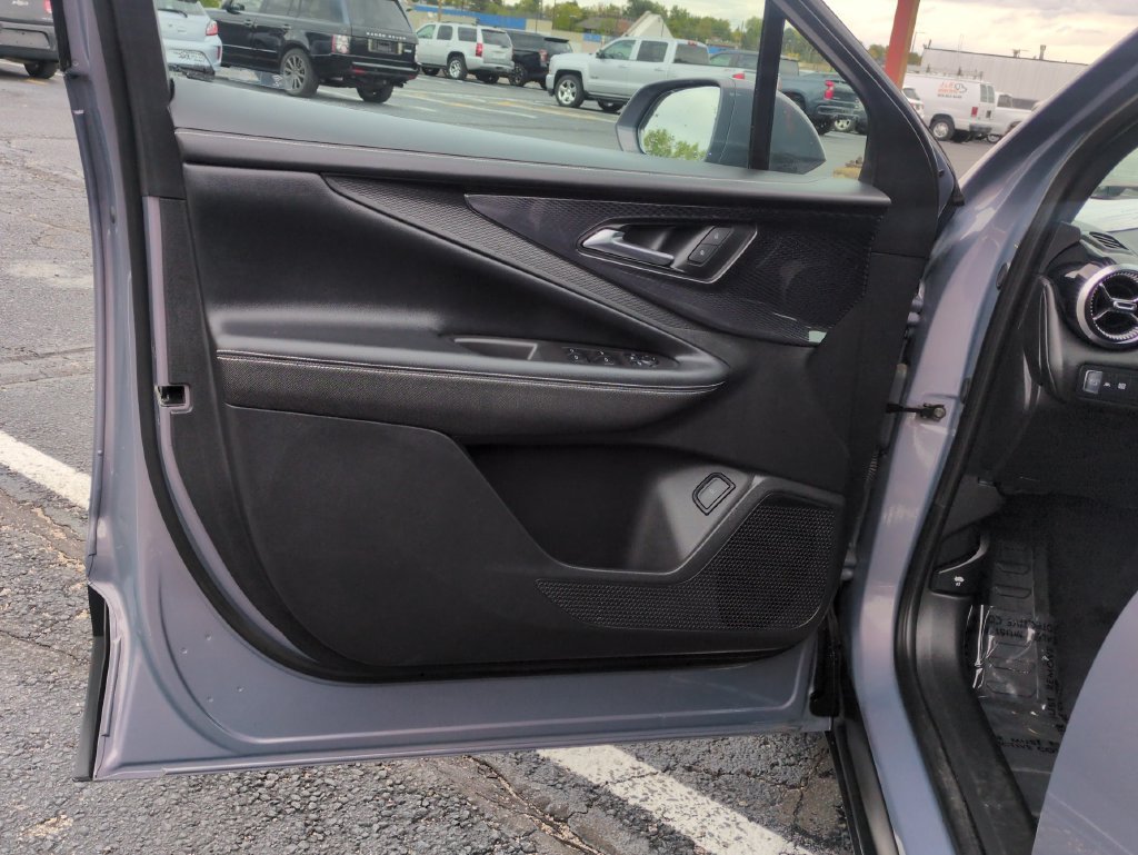 Used 2024 Galaxy Gray Metallic Chevrolet LT image 10