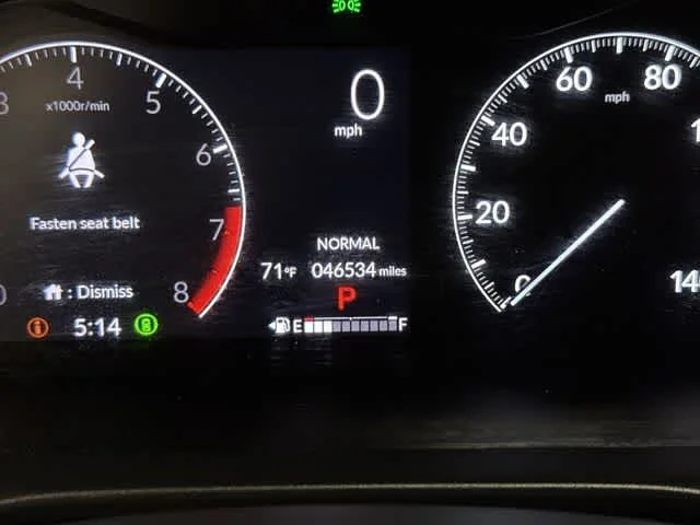 Used 2023 Lunar Silver Metallic Honda LX image 19