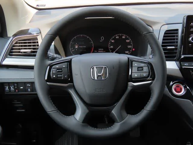 New 2026 Platinum White Pearl Honda Touring image 20