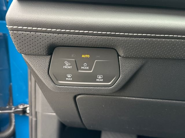 New 2026 Blue Volkswagen 2.0T SE w/Technology image 27