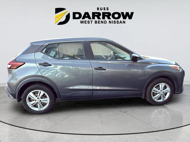 Used 2023 Gray Nissan S image 6