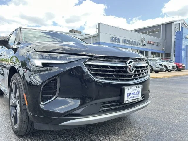 Used 2023 Black Buick Essence image 4