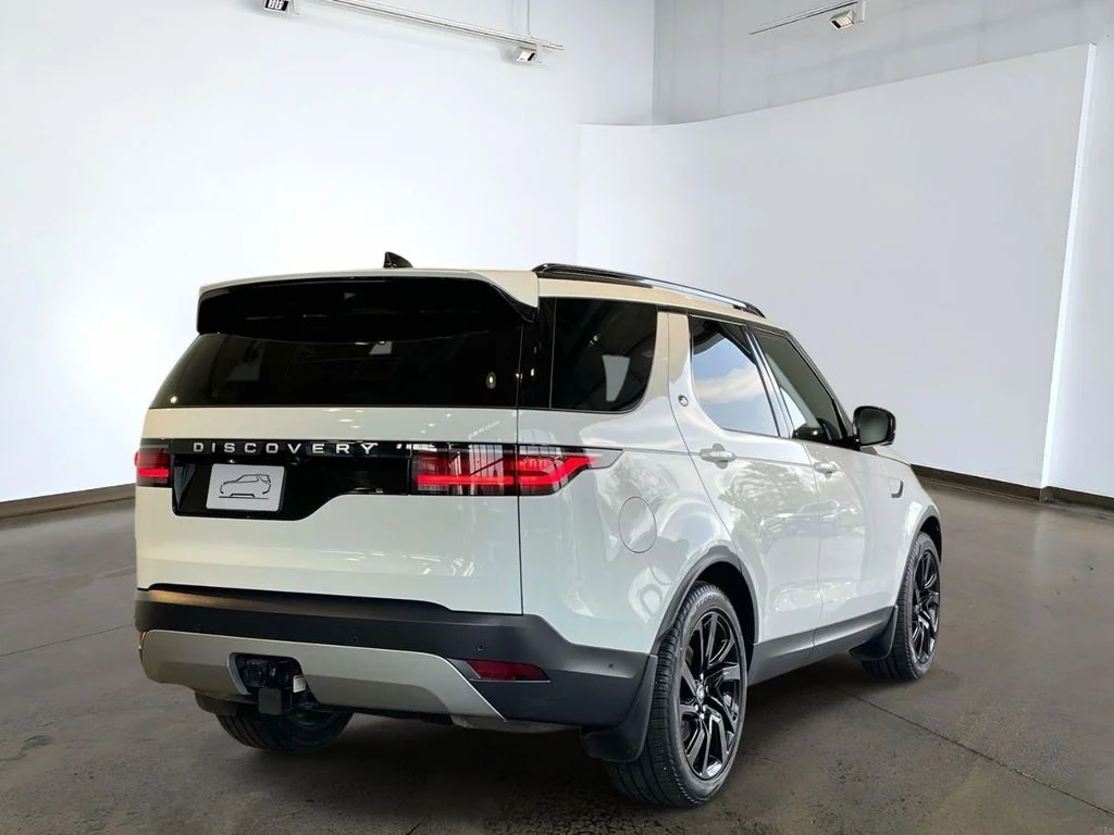 Used 2025 Fuji White Land Rover S image 4