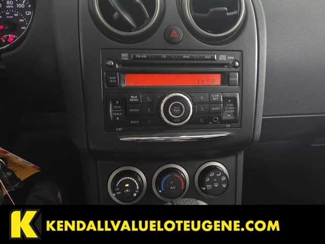 Used 2013 Gray Nissan S image 13