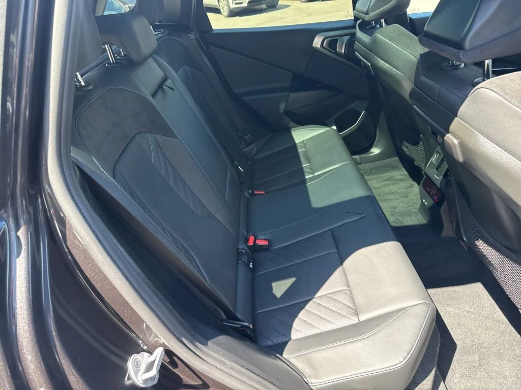 Used 2026 Dark Graphite Metallic BMW M50 xDrive image 26