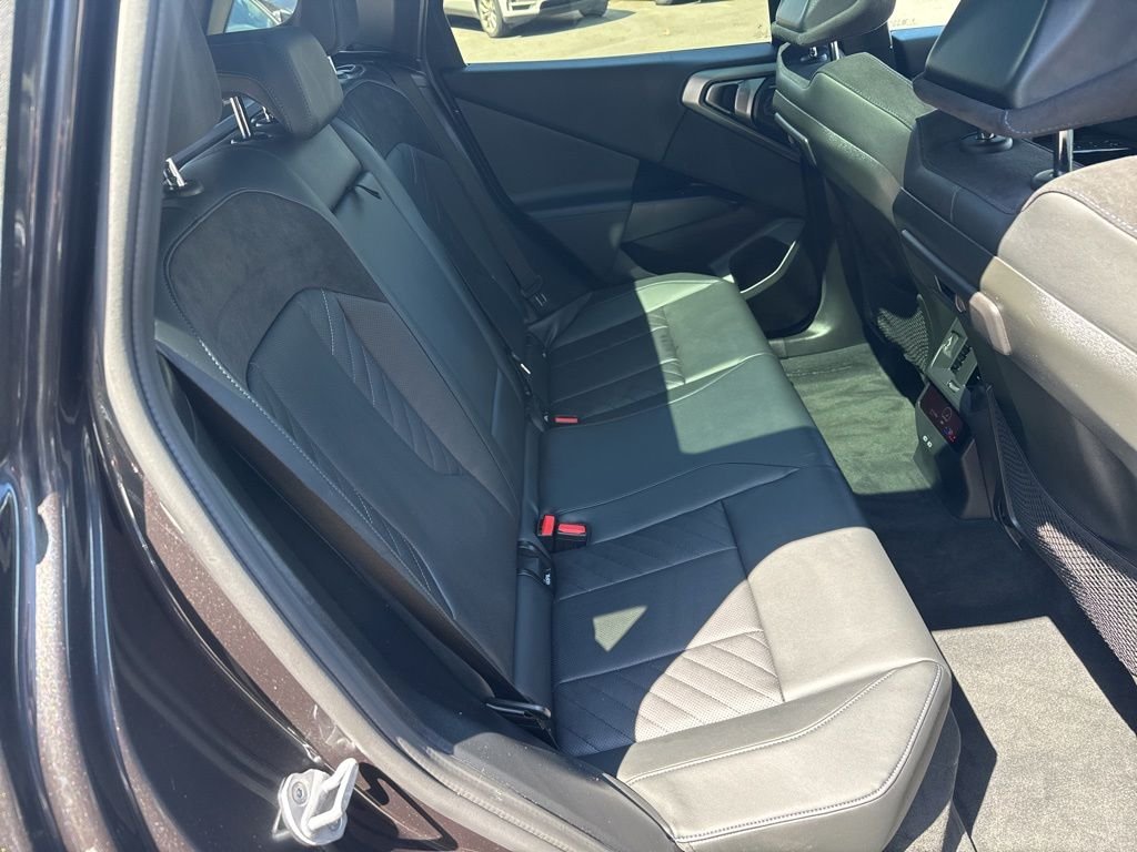 Used 2026 Dark Graphite Metallic BMW M50 xDrive image 26
