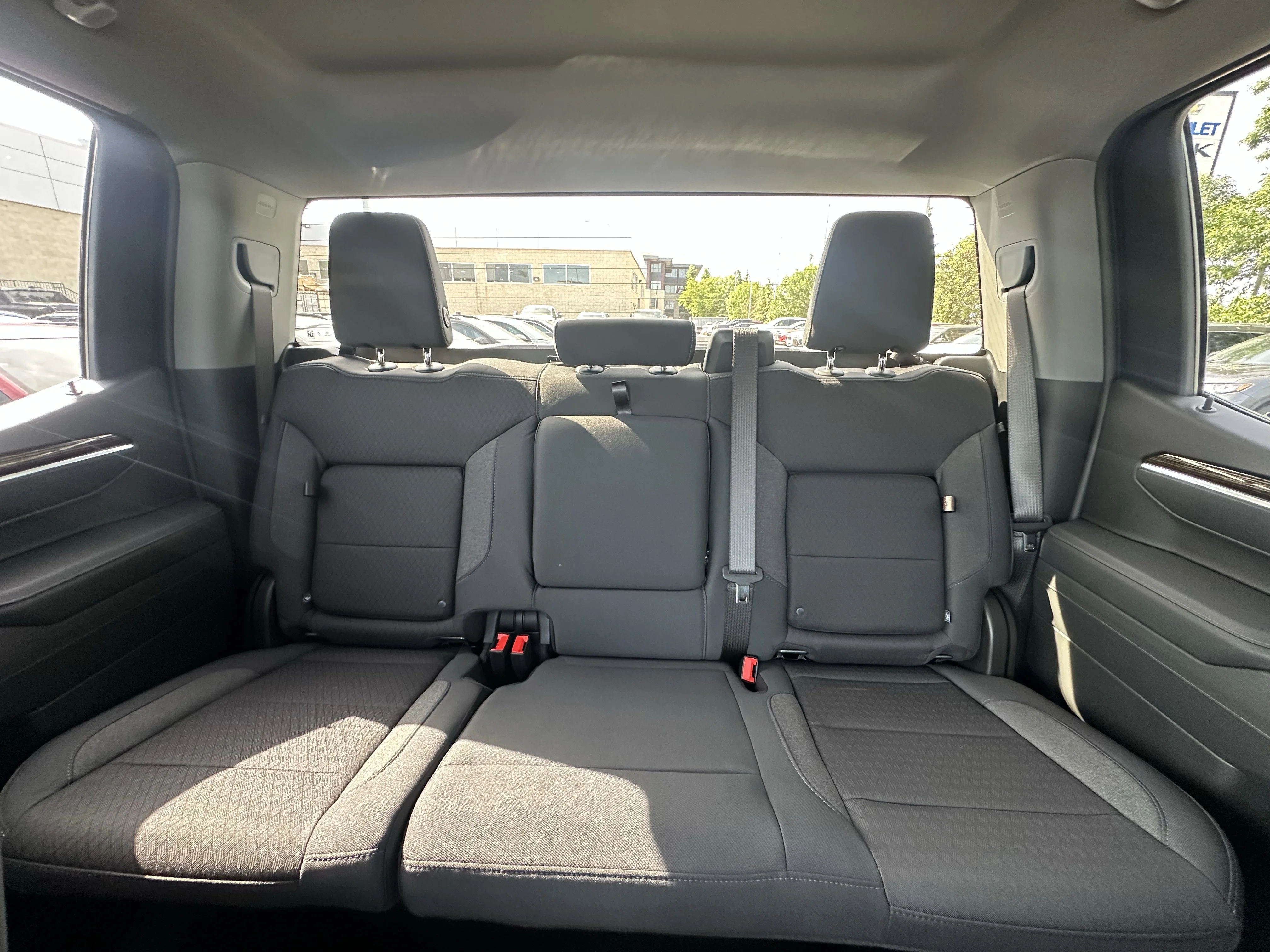 New 2026 Sterling Metallic GMC Elevation image 23