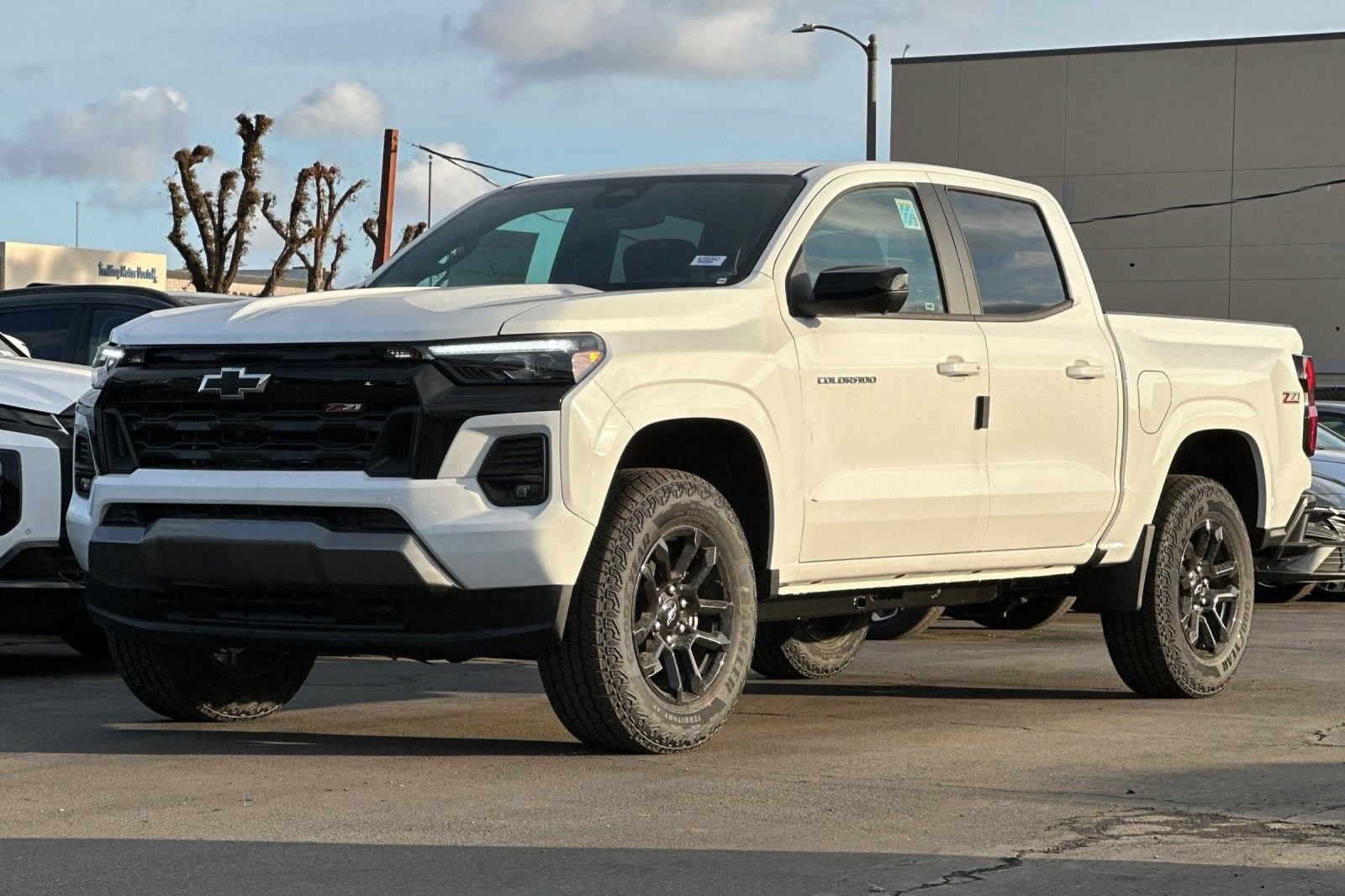 2025 Chevrolet Colorado Z71 - Photo 7