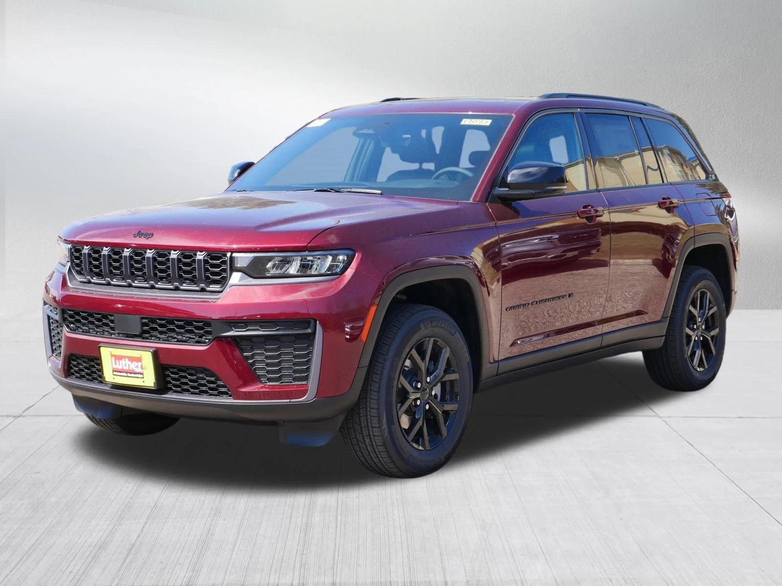 New 2026 Velvet Red Pearl-Coat Exterior Paint Jeep Laredo Altitude image 4