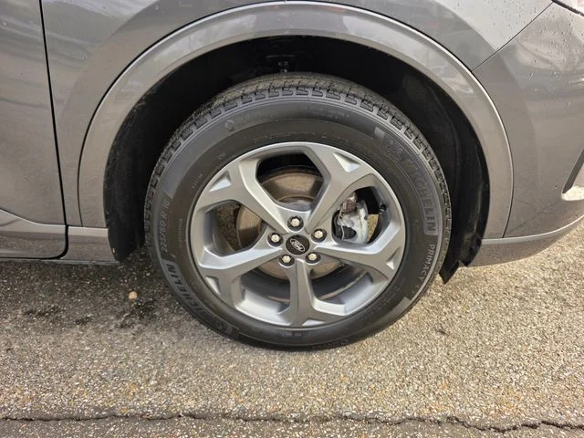 Used 2023 Gray Metallic Ford ST-Line Select image 13