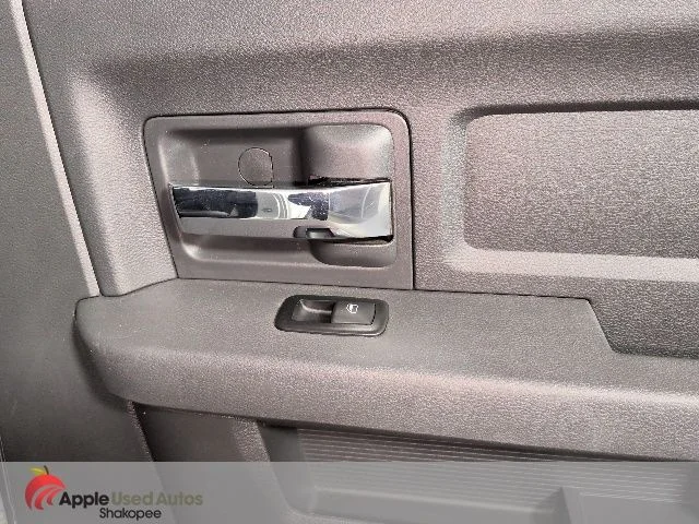 Used 2011 White Ram Sport image 29