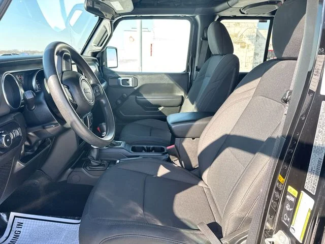 Used 2022 Black Jeep Unlimited Willys image 11