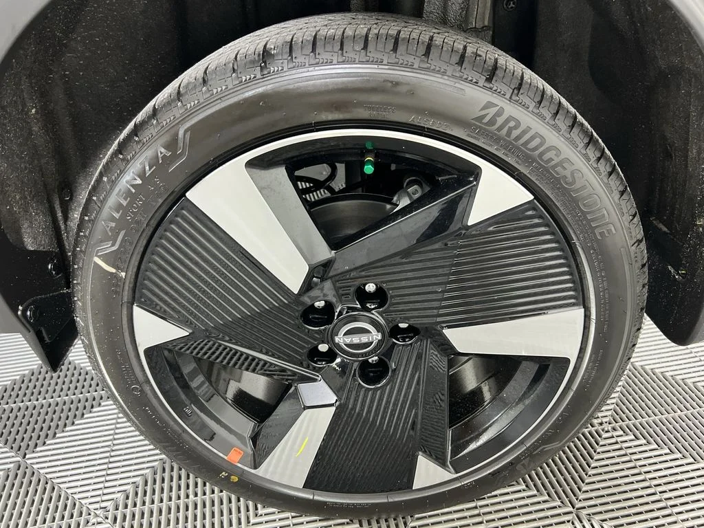 New 2026 Gun Metallic Nissan SR image 18