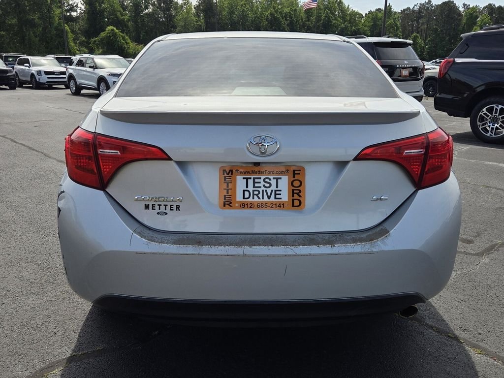 Used 2019 Silver Toyota SE image 9
