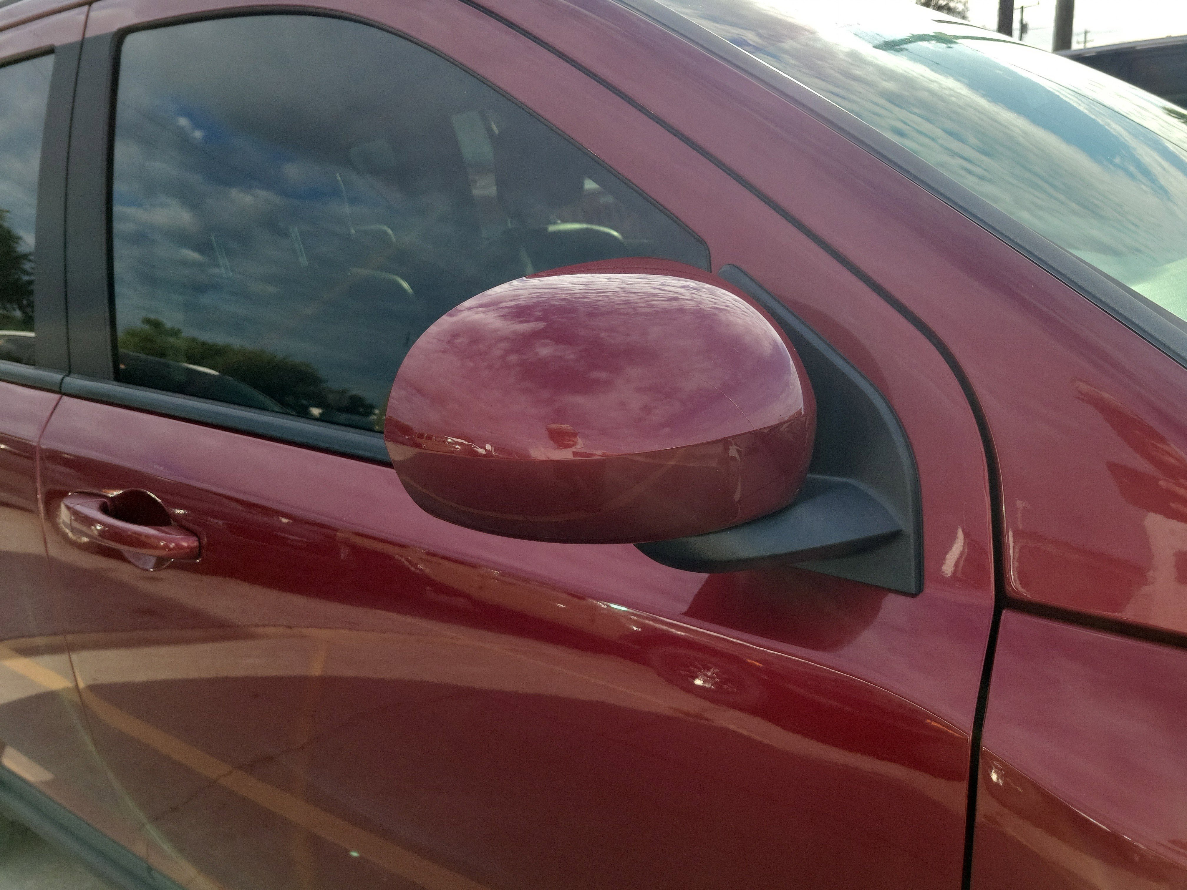 Used 2016 Deep Cherry Red Crystal Pearlcoat Jeep Latitude image 9