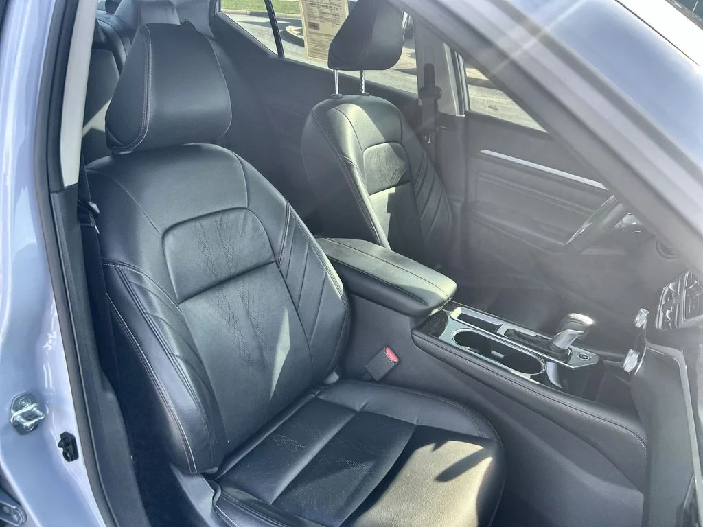 Used 2023 Gray Nissan 2.5 SR image 25