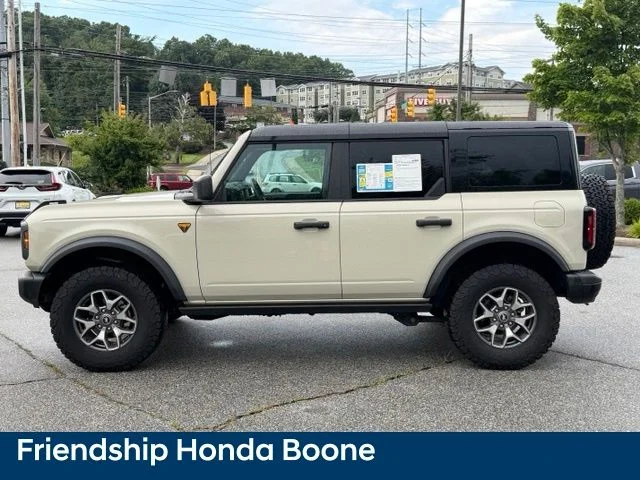 Used 2025 Beige Ford Badlands image 8