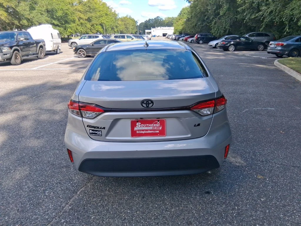 Used 2023 Silver Toyota LE image 6