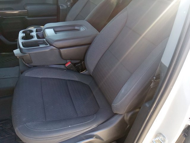 Used 2021 Chevrolet Silverado 1500 LT with VIN 1GCRYDED7MZ382242 for sale in Kansas City