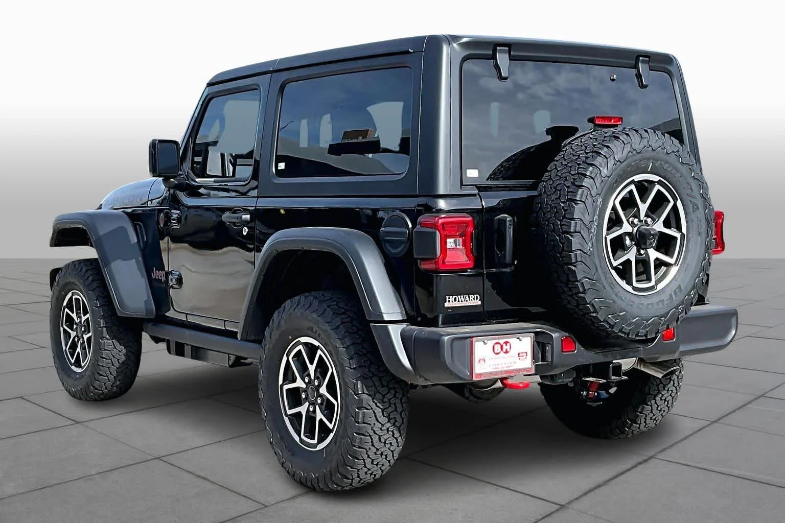 New 2026 Black Clear-Coat Exterior Paint Jeep Rubicon image 12