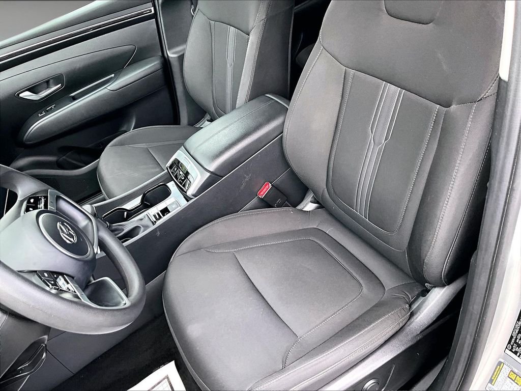 Used 2024 Silver Hyundai SEL image 10