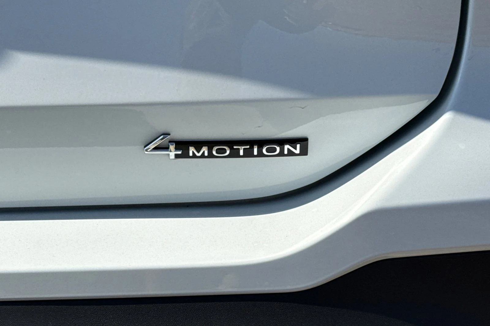 New 2026 White Volkswagen SE image 25