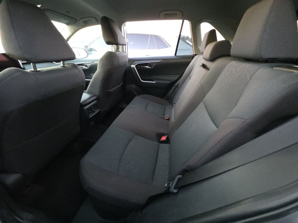 Used 2025 Silver Toyota XLE image 8