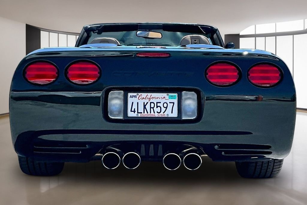 Used 2000 Dark Bowling Green Metallic Chevrolet Base image 5