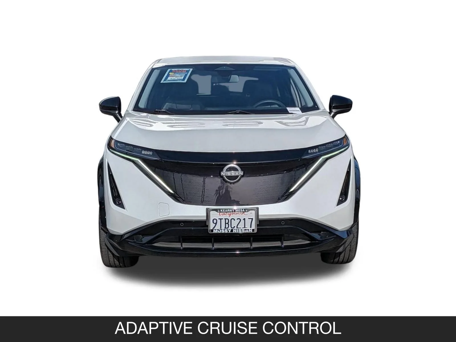 Used 2025 Everest White Pearl Tricoat Nissan ENGAGE image 4