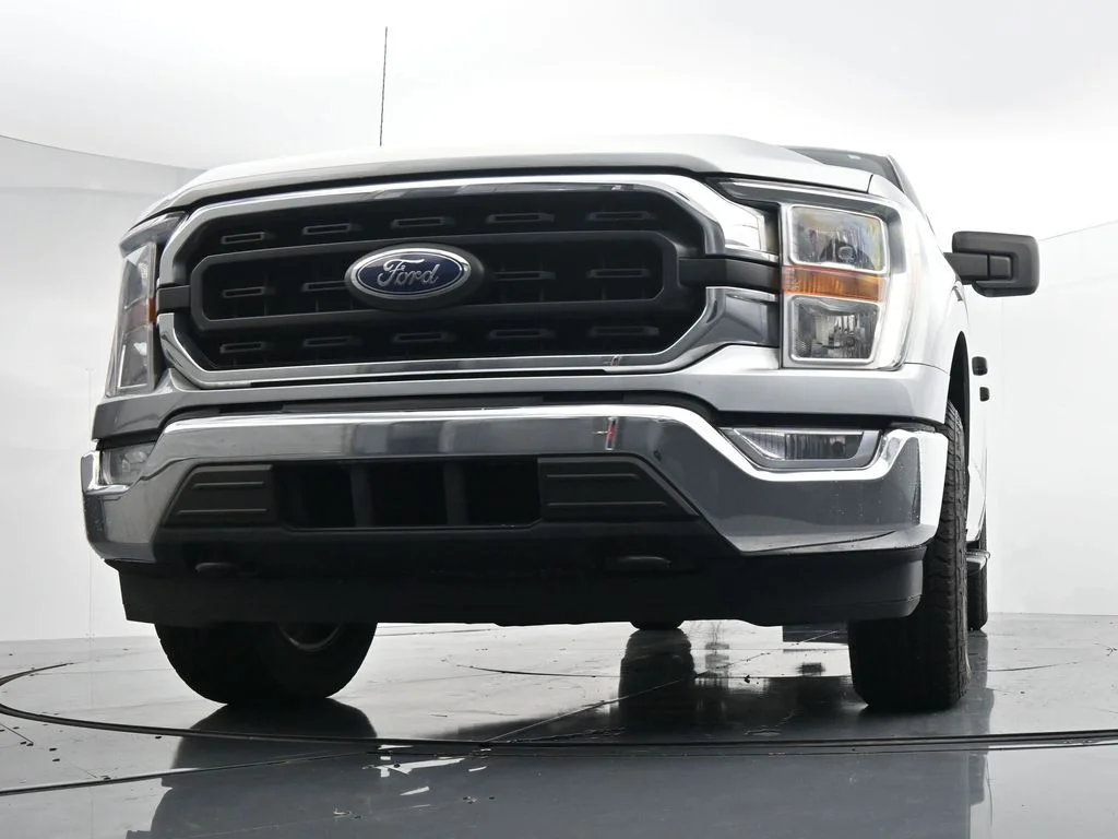 Used 2022 Silver Ford XLT image 27