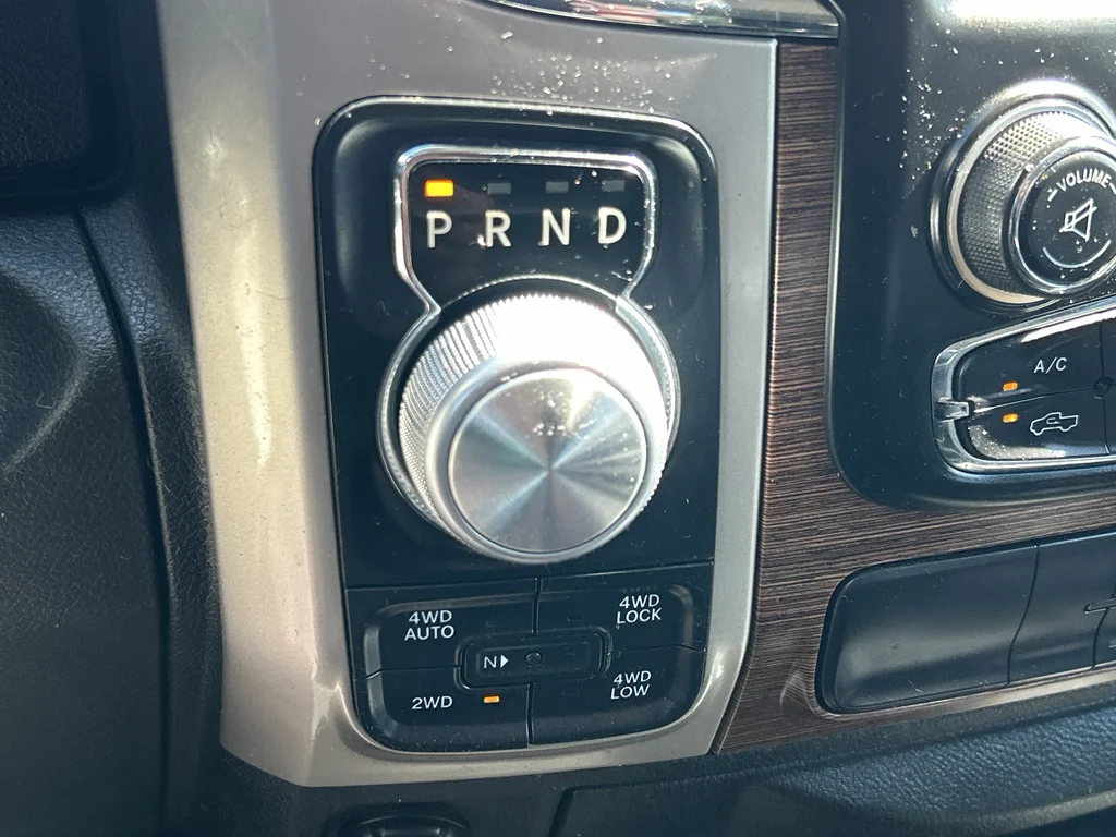 Used 2017 Silver Ram Laramie image 19
