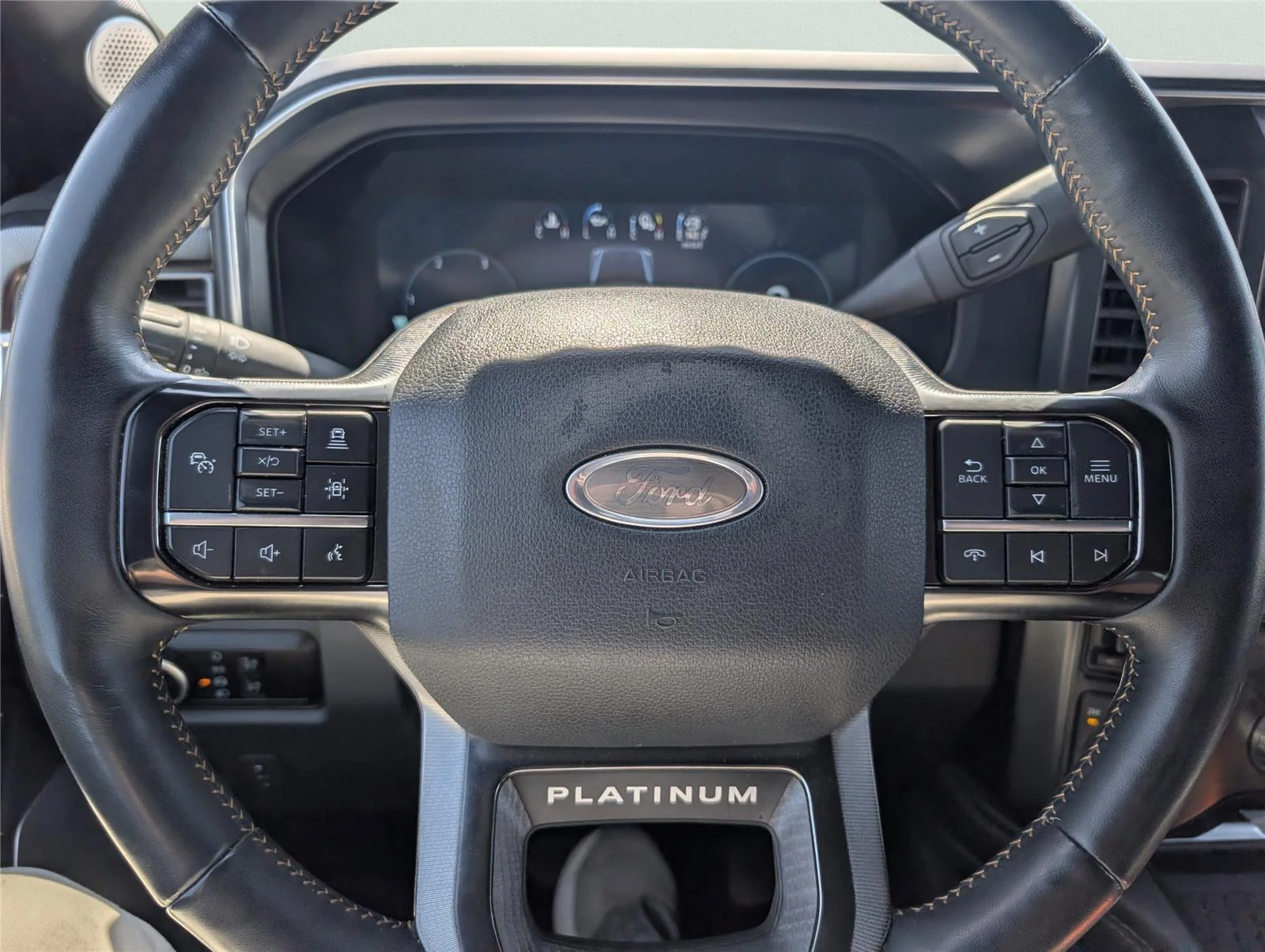 Used 2024 Iconic Silver Ford Platinum image 25