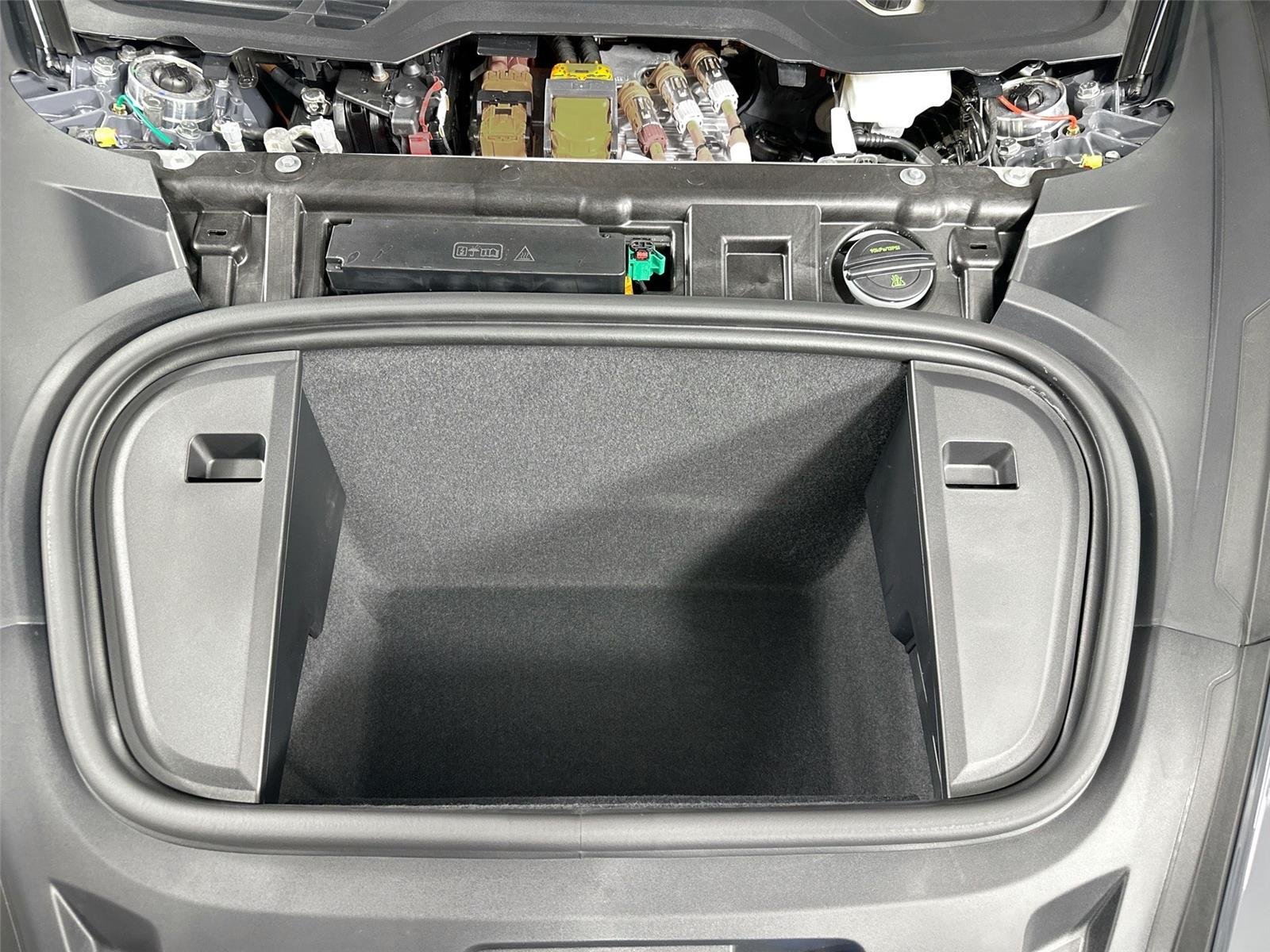 New 2026 Slate Grey Neo Porsche 4S image 37