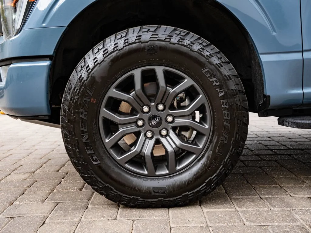 Used 2023 Azure Gray Metallic Tri-Coat Ford Tremor image 13