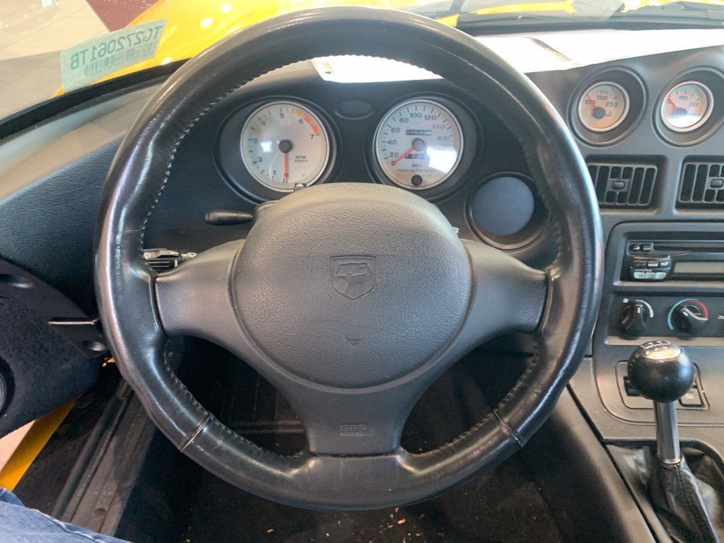 Used 2001 Yellow Dodge RT/10 image 15