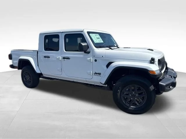 2026 Jeep Gladiator Sport S Auto's photo