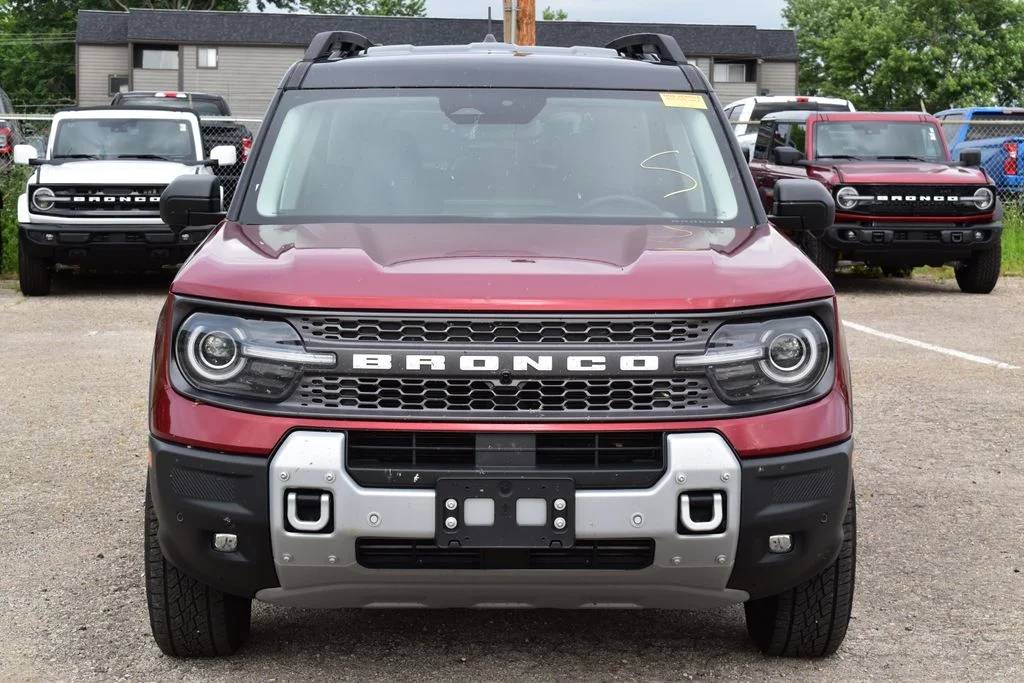 Used 2025 Ruby Red Metallic Ford Badlands image 2