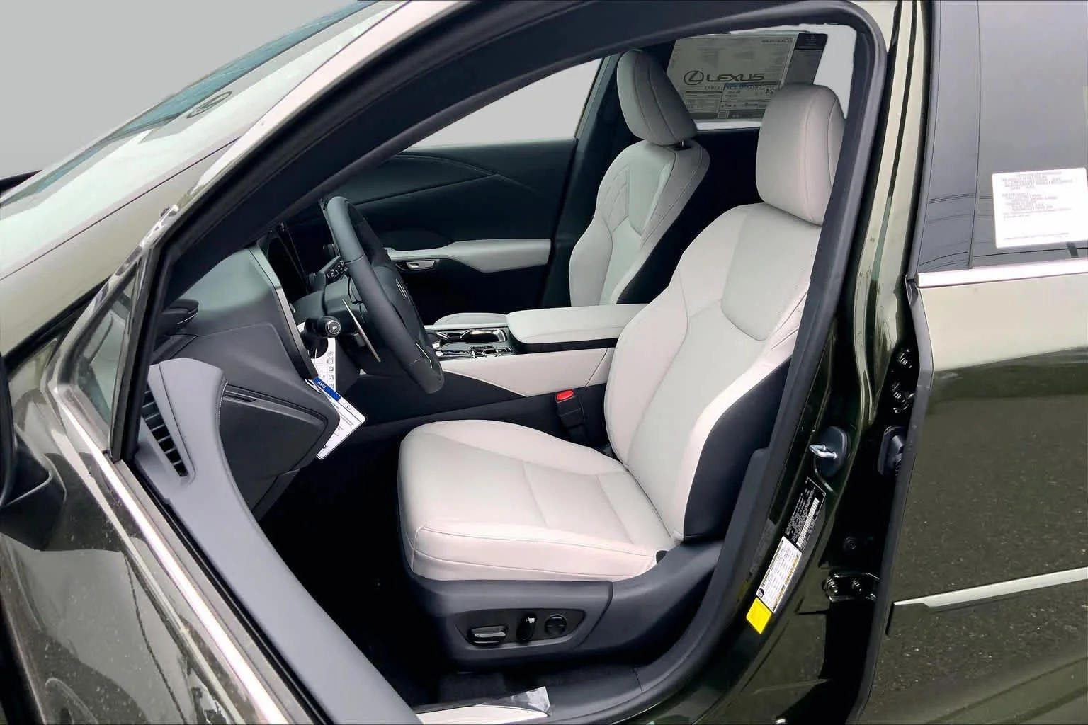New 2026 Nori Green Pearl Lexus PREMIUM image 9