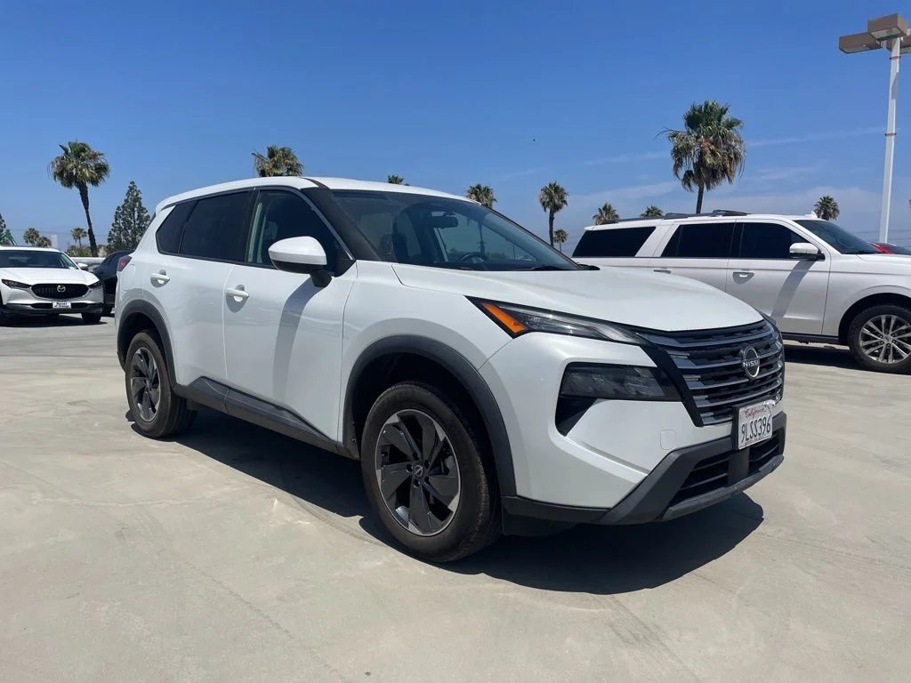 2024 Nissan Rogue SV AWD's photo