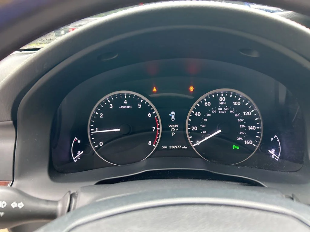 Used 2013 Gray Lexus 350 image 19