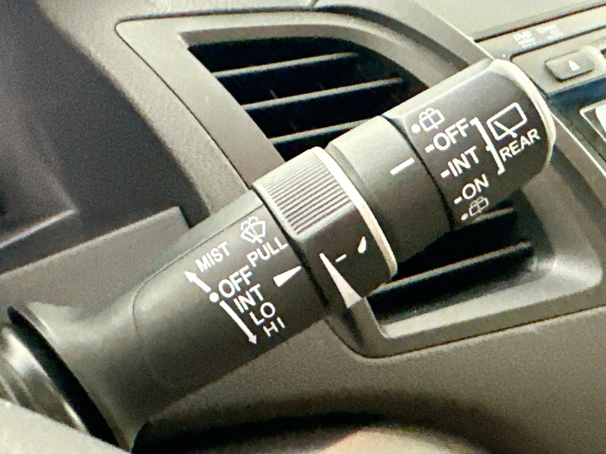 Used 2013  Acura Tech Pkg image 21