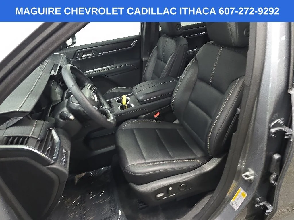 Used 2024 Silver GMC Elevation image 29
