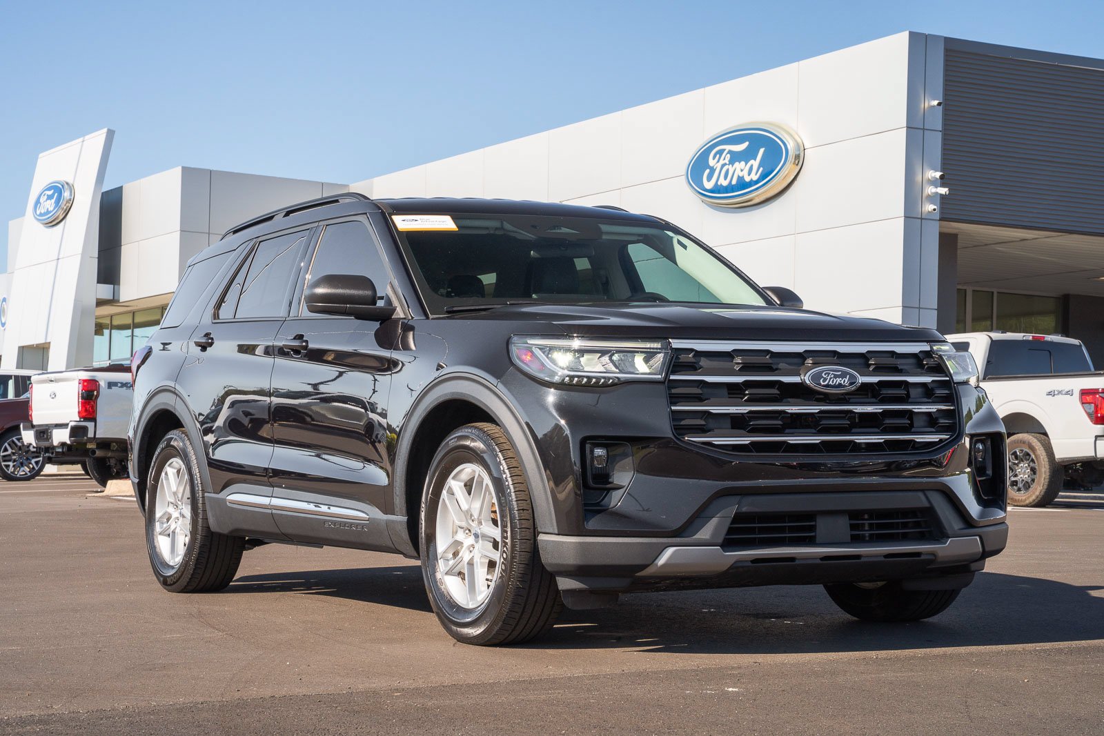 Used 2025 Black Ford Active image 1