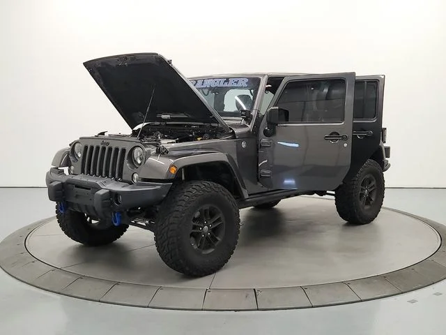 Used 2017 Gray Jeep Unlimited Sahara image 12