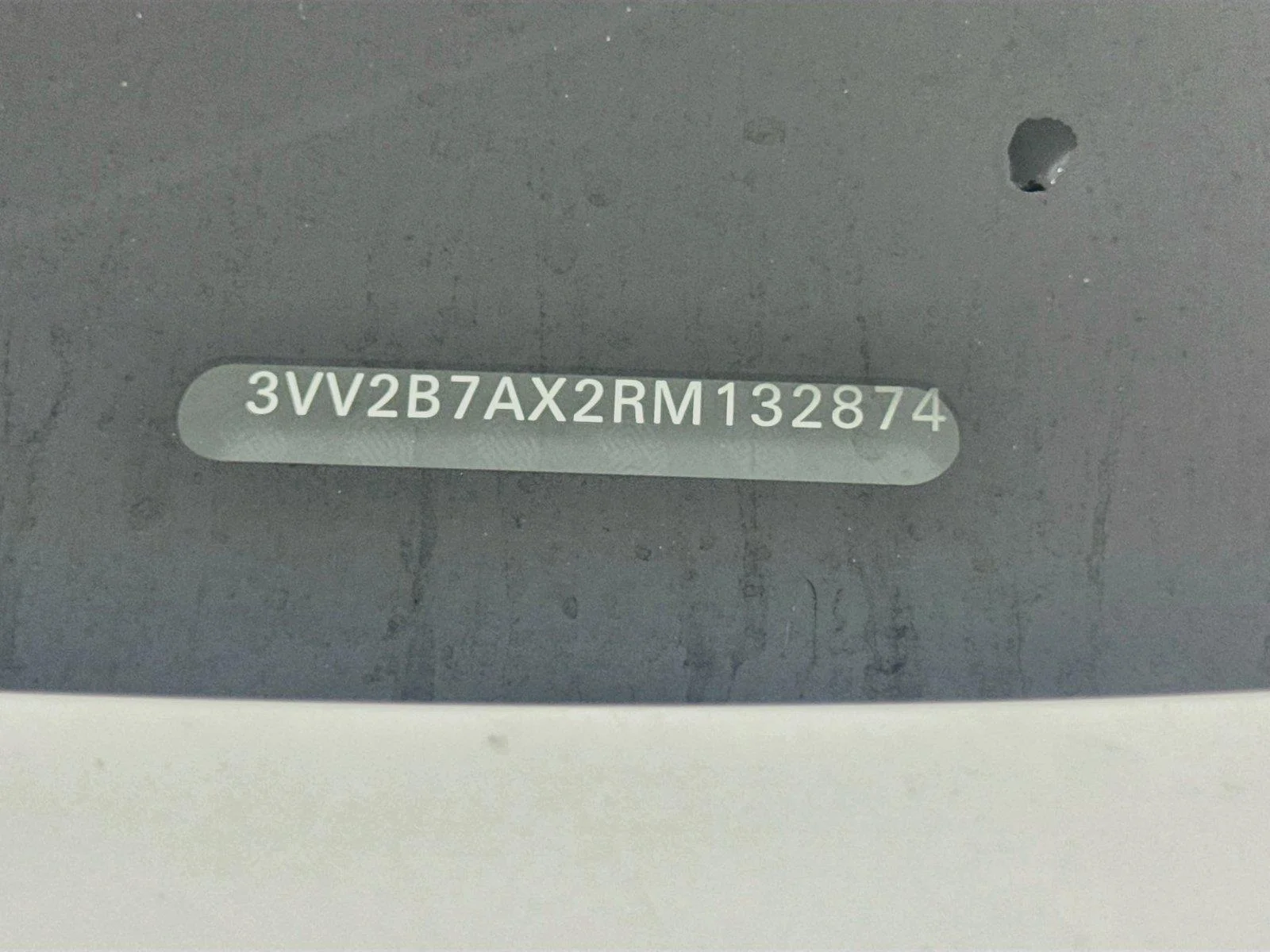 Used 2024 Pyrite Silver Metallic Volkswagen SE image 29