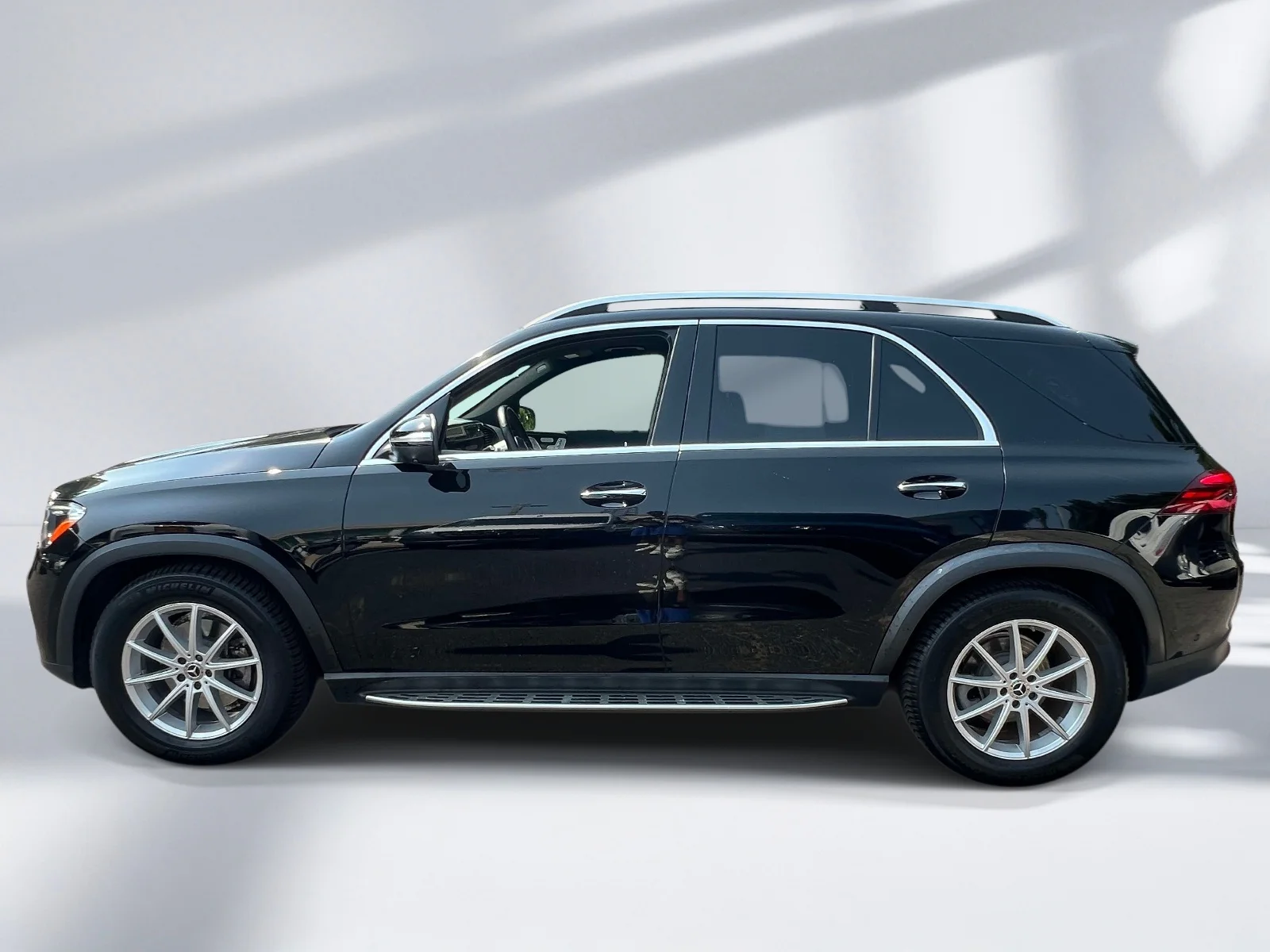Certified Used 2024 Black Mercedes-Benz GLE 350 image 4